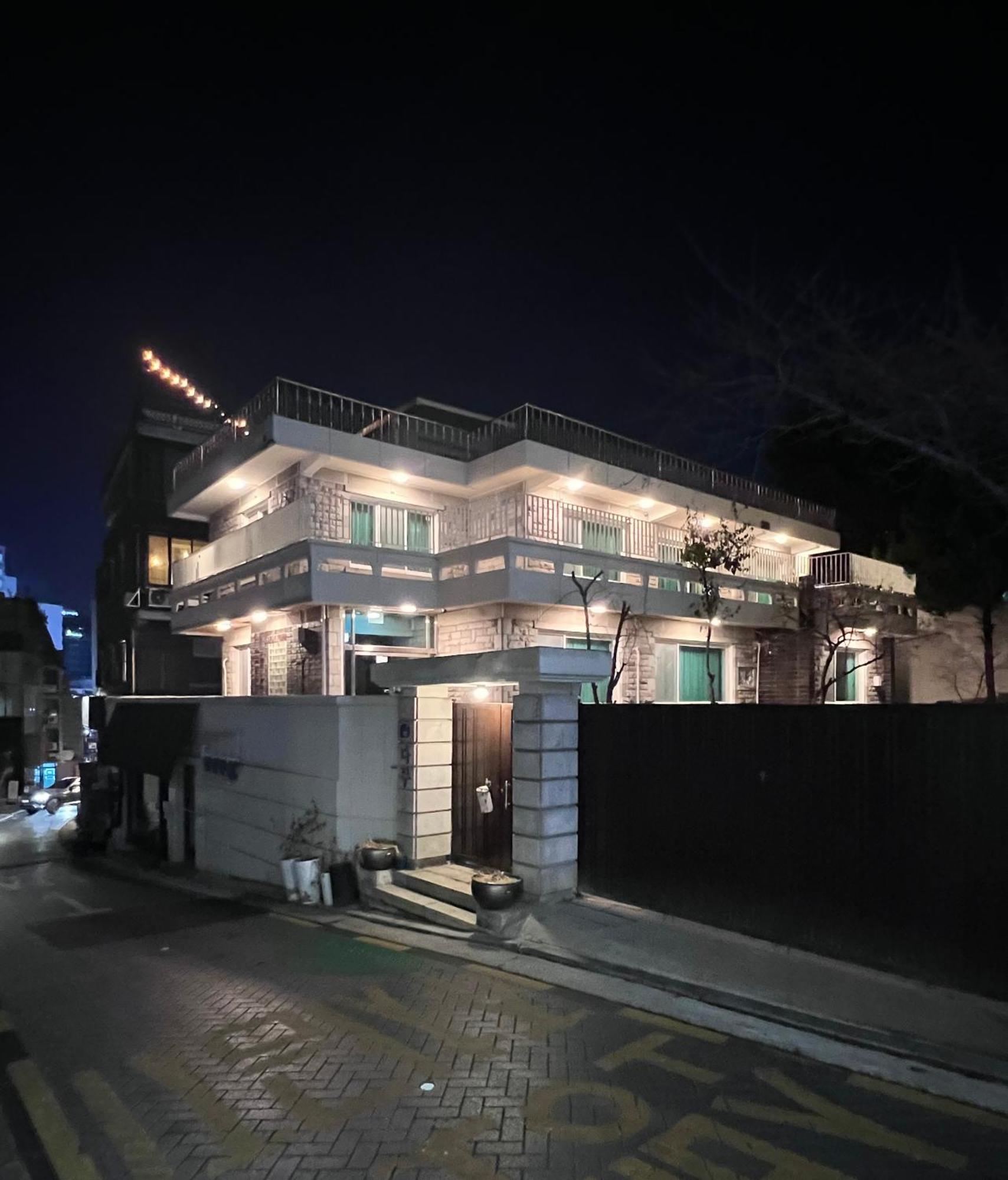 Dadu House *